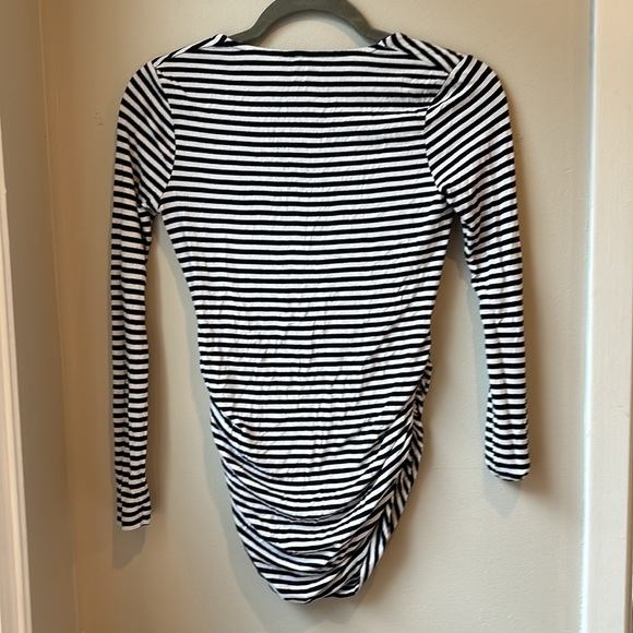 Isabella Oliver Arlington striped maternity top - Picture 4 of 5
